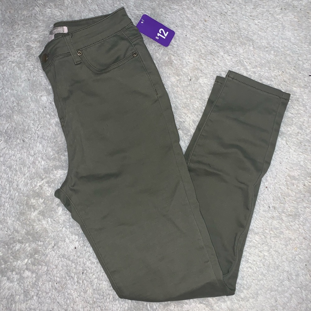 Forever 21 stretchy skinny pants